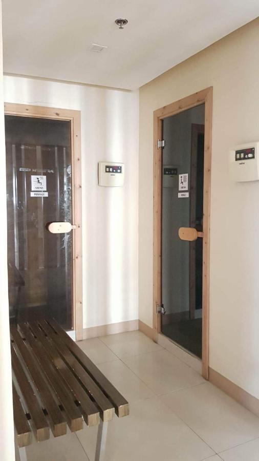 101 Newport Blvd C2 4F By Rechelle Nunag Pasay Bagian luar foto